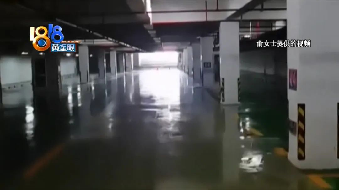 DƬ